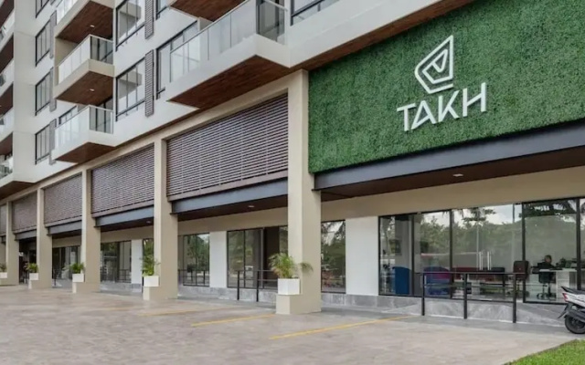 Takh703