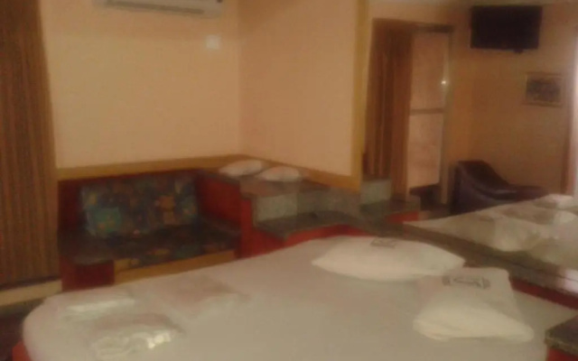 Motel Comodoro (Только для взрослых)
