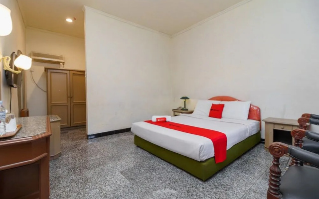 RedDoorz near Transmart Pangkal Pinang