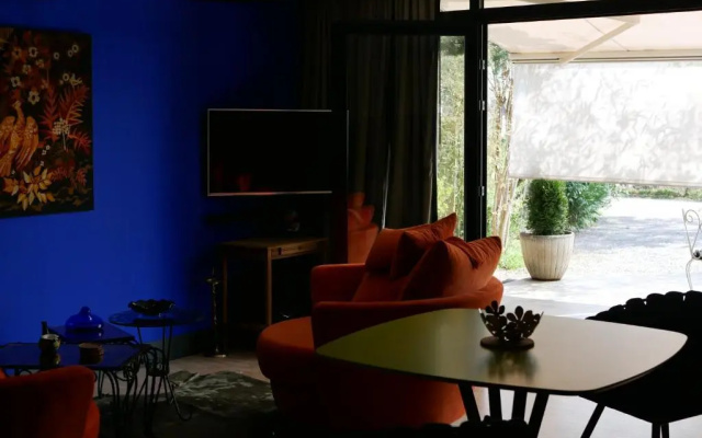 Suite 24