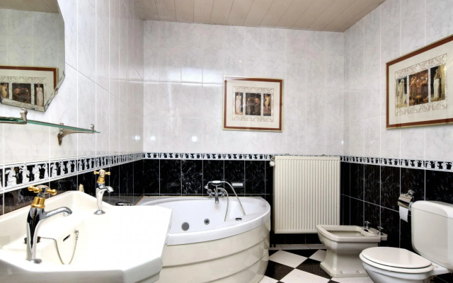 Stylish Stay With Sauna