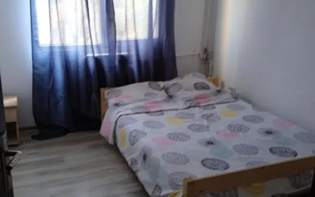 4 Rooms Apartment