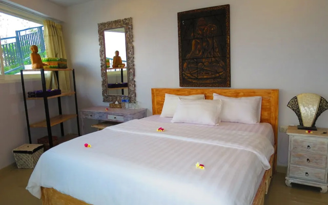 Waenis Sunset View Hotel and Restaurant, Amed, Bali
