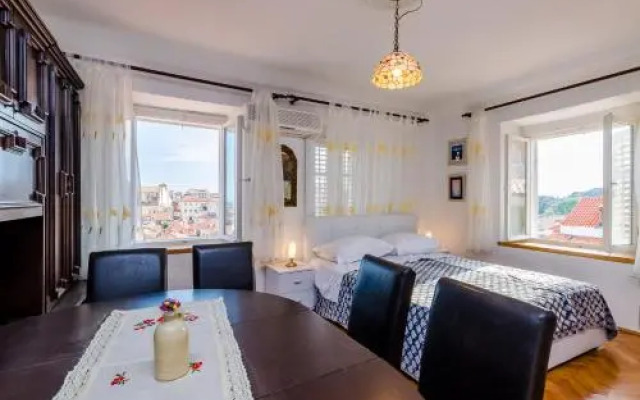 Apartment Ivona