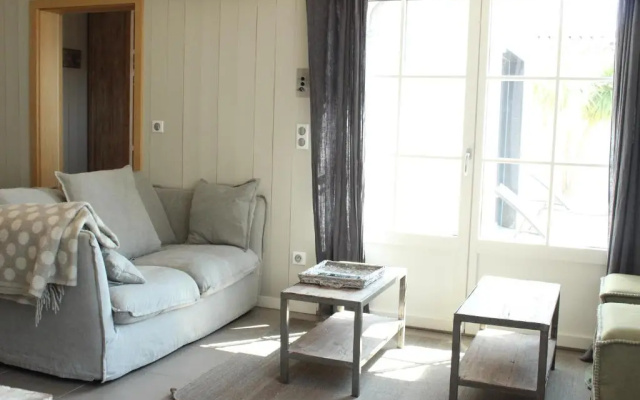 Mv Lodge