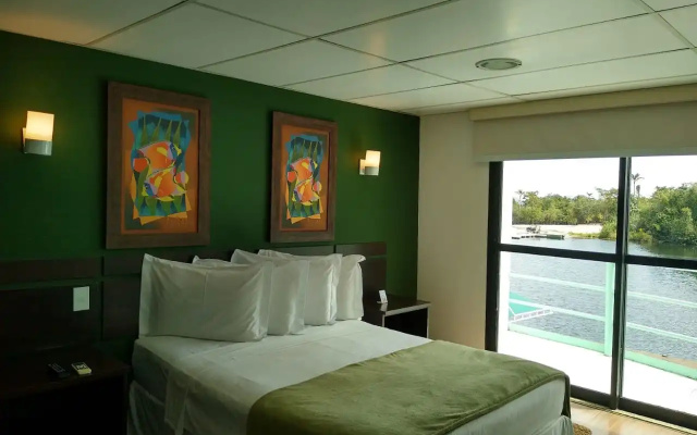 Uiara Amazon Resort