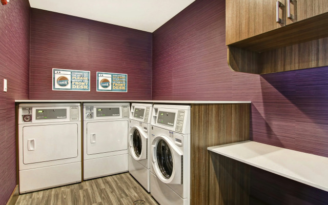 Home2 Suites by Hilton Edmonton South