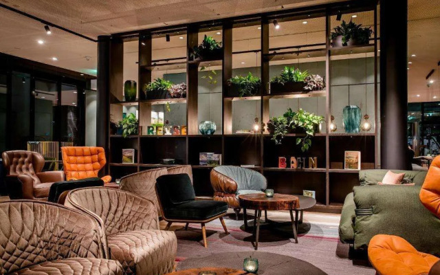 Motel One Stuttgart-Hauptbahnhof