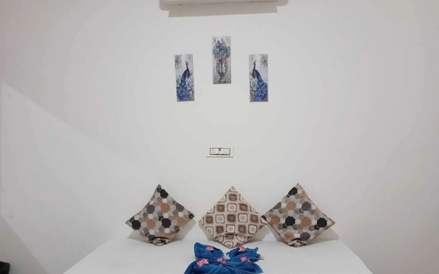 OYO 22115 Hotel D Plaza
