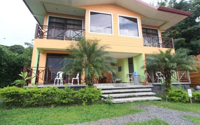 Отель Arenal Garden Lodge Коста-Рика, Эль-Кастильо - отзывы, цены и фото номеров - забронировать отель Arenal Garden Lodge онлайн вид на фасад
