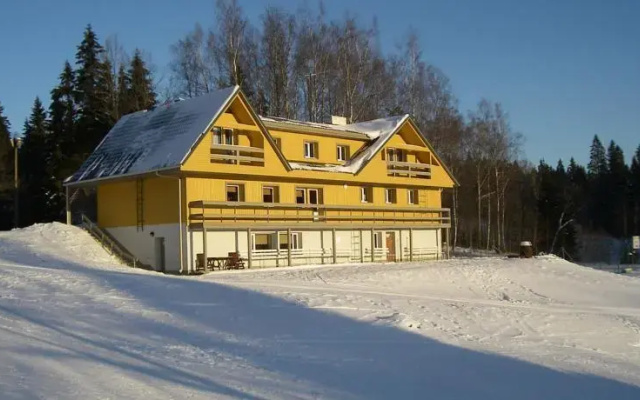 Mõedaku Spordibaasi Hostel