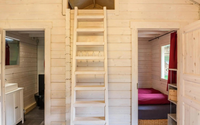 Sundowner Cabin