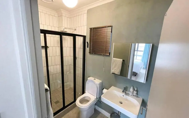 14 on Cape Viola - Modern Apartment in Blouberg