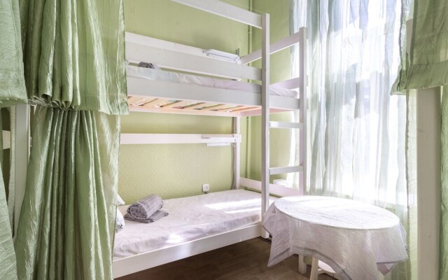 Saint Germain Hostel