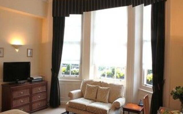 Отель 51 Kensington Court Великобритания, Лондон - отзывы, цены и фото номеров - забронировать отель 51 Kensington Court онлайн комната для гостей