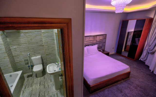 Capital Hotel
