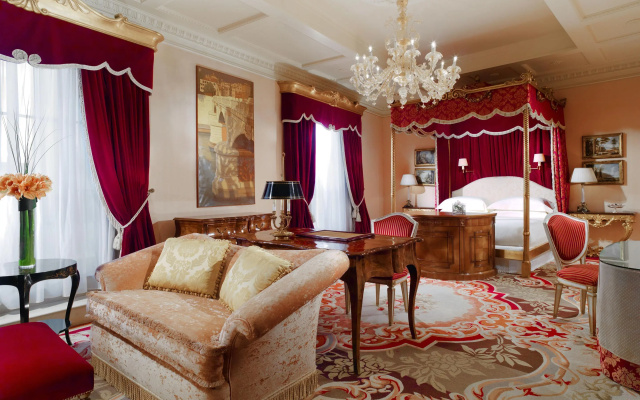 Отель The Westin Excelsior Rome