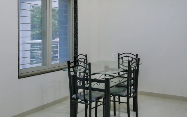 Capital O 15610 Omkar Executive