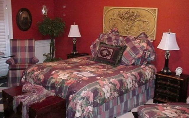 Claremont Inn & Winery