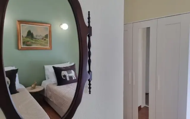 Bmv Apartments