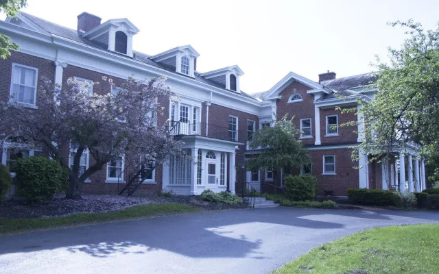 White Spring Manor