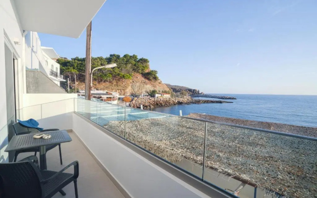 Sfakia Seaside luxury Suites