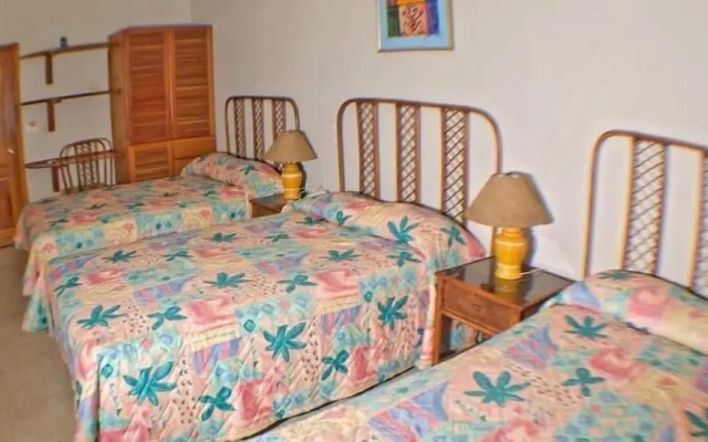 Carey House Hotel