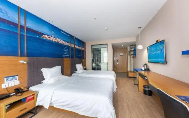 Yeste Hotel (Wuhan Donghu Province Bo Subway station store)