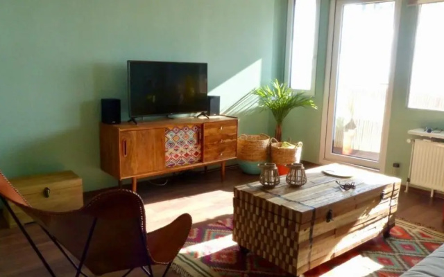 COAST HOUSE Moana