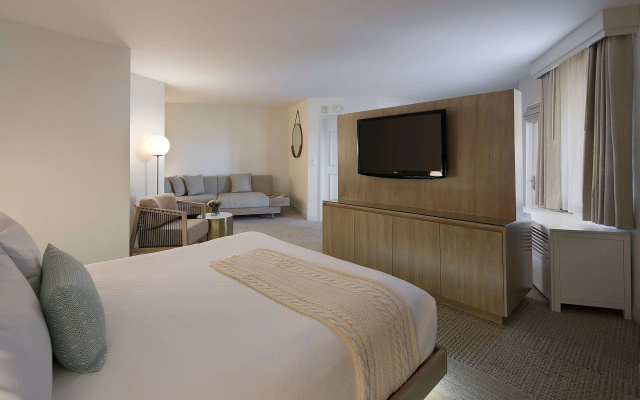 Belamar Hotel Manhattan Beach, Tapestry Collection by Hilton