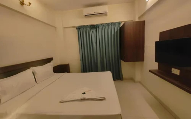 Fabhotel Ar Residency I