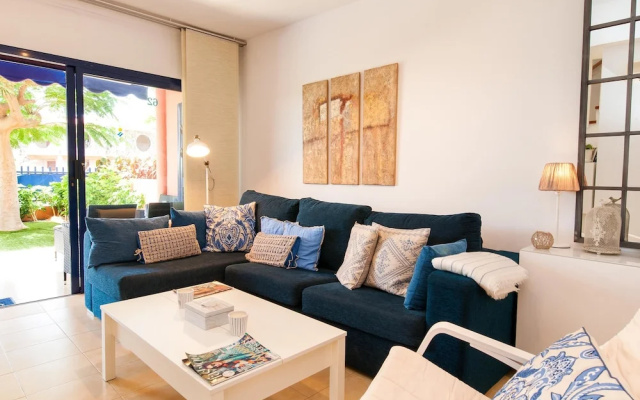 Holiday Home Meloneras B62