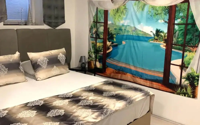 Apartment in Oberhausen Near a Lake
