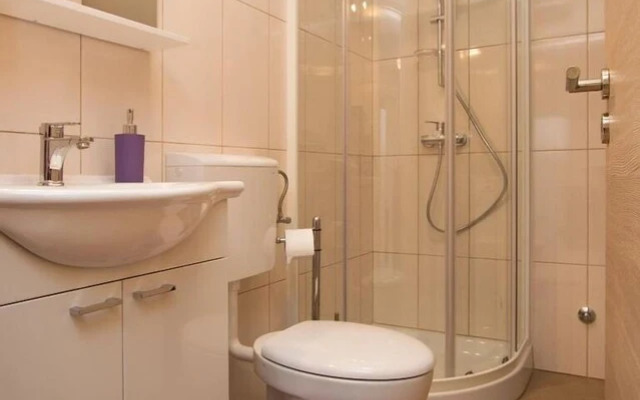 Stunning Home in Filipana With Wifi and 2 Bedrooms