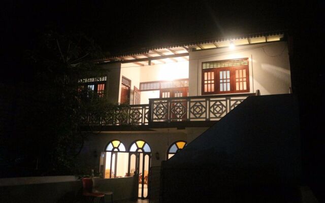 Отель Jungle Guest House Шри-Ланка, Галле - отзывы, цены и фото номеров - забронировать отель Jungle Guest House онлайн вид на фасад