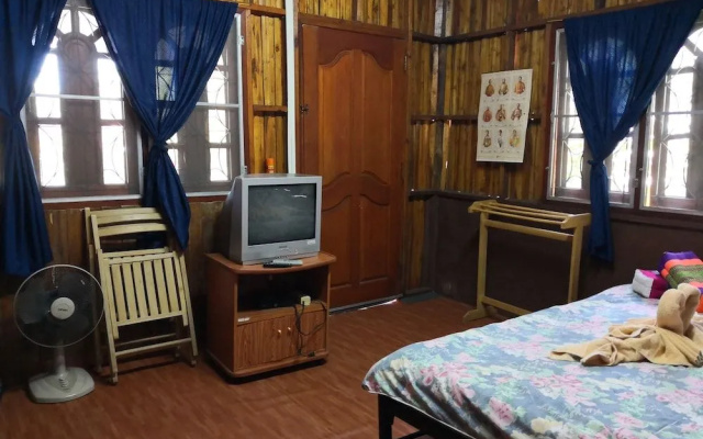 Baan Plearnphu