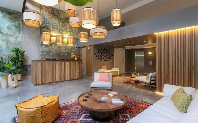 Landmark Hotel