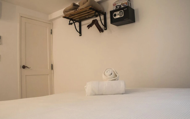 Historical Center Area Apartment