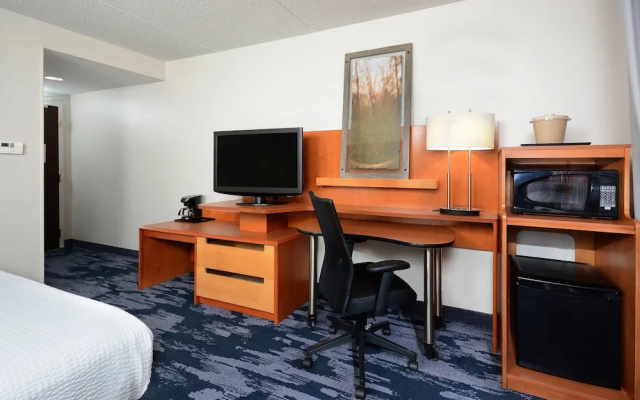 Fairfield Inn & Suites Charlottesville North