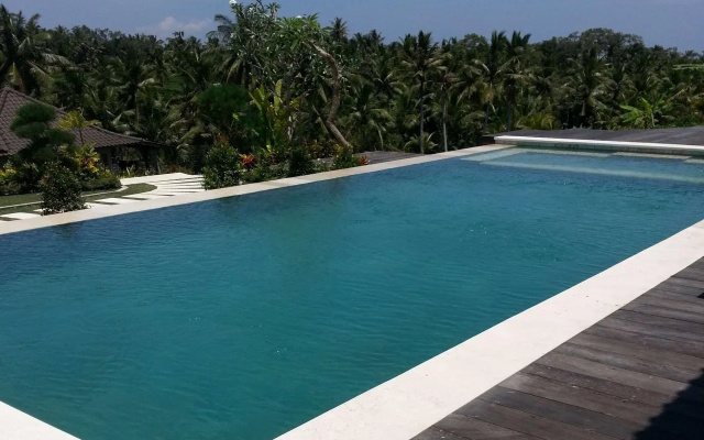 Azadi Retreat