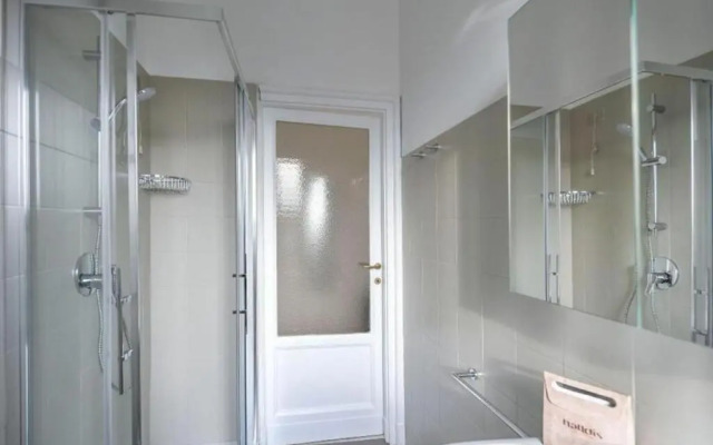 Marche Halldis Apartments