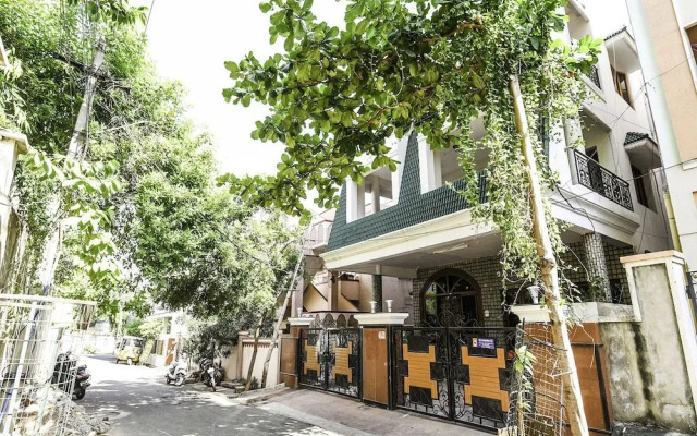 Oyo 22676 Villa 56