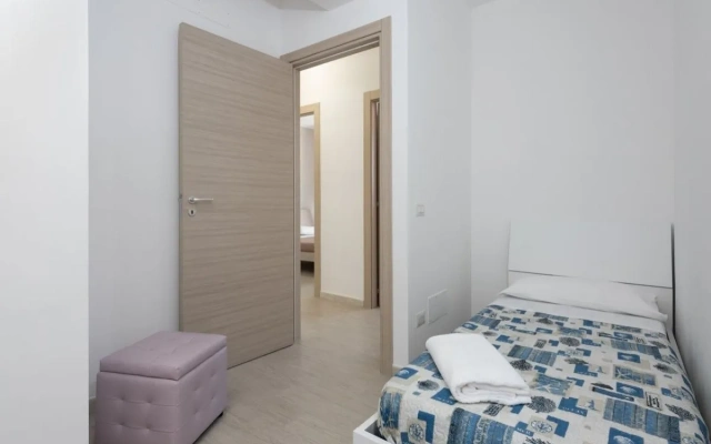Isule Apartments