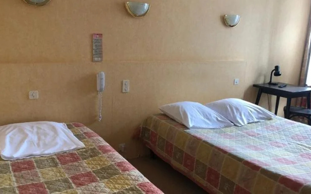 Hotel le Commerce