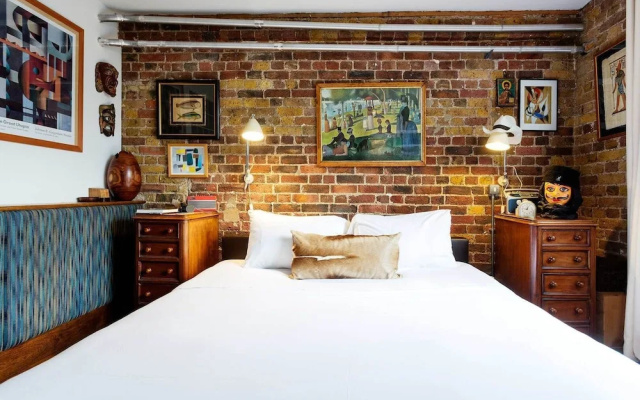 Characterful London Bridge Loft