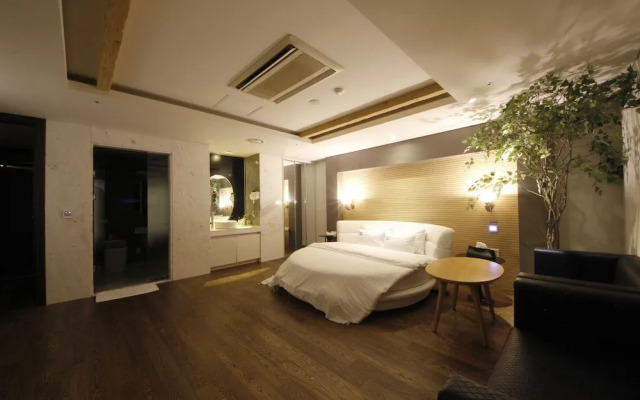 De Urban Hotel