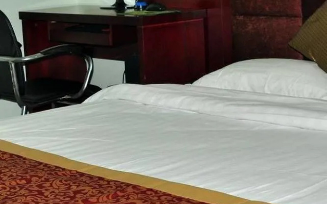 Zhengzhou Longgang Hotel
