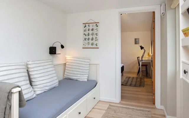 6 Person Holiday Home in Vaeggerlose