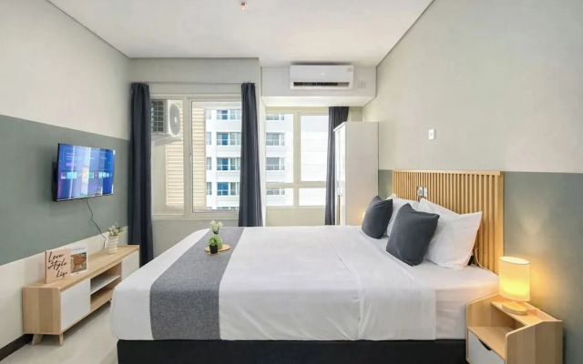 Strategic And Neat Studio At Nifarro Park Apartment