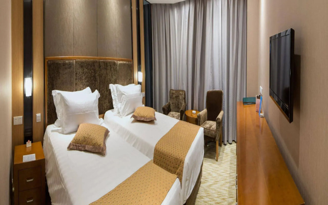 Pearl Hotel